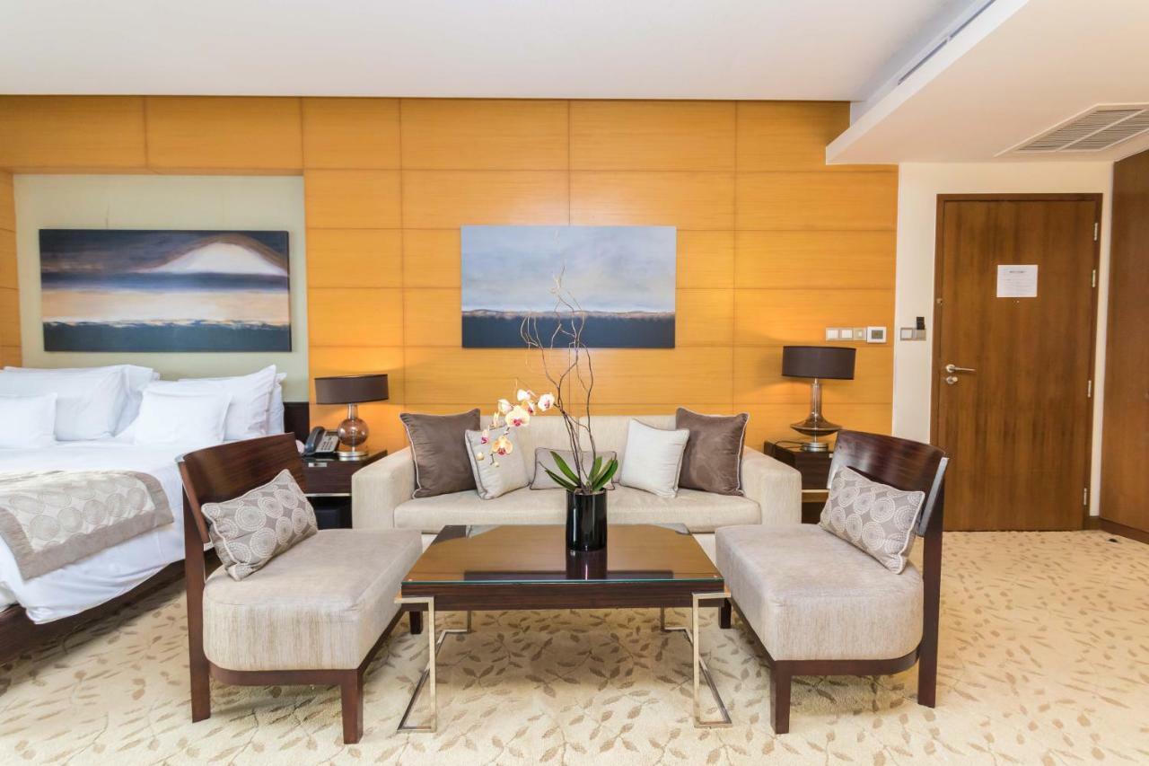 Westminster Dubai Mall Exterior foto A suite at the Jumeirah Emirates Towers Hotel